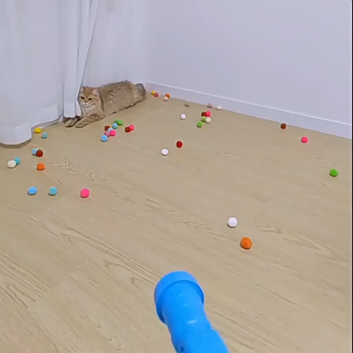[SG Stock] Cat Toy Interactive Play Training Toy Plush Ball Shooting Toy Gun Chaser Soft Toy